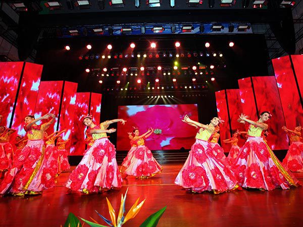 德美職工慶5.1表演